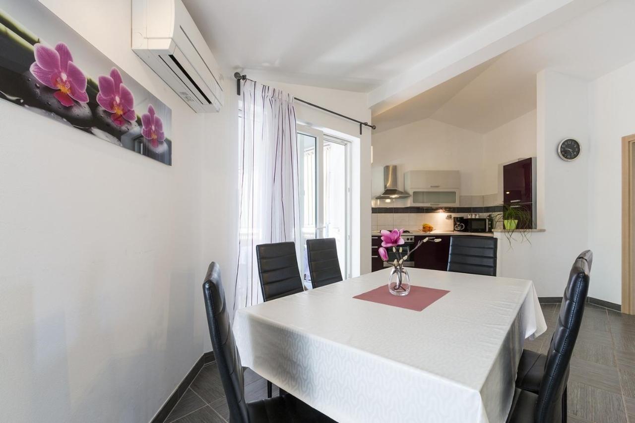 Apartment Carmen Pola Esterno foto