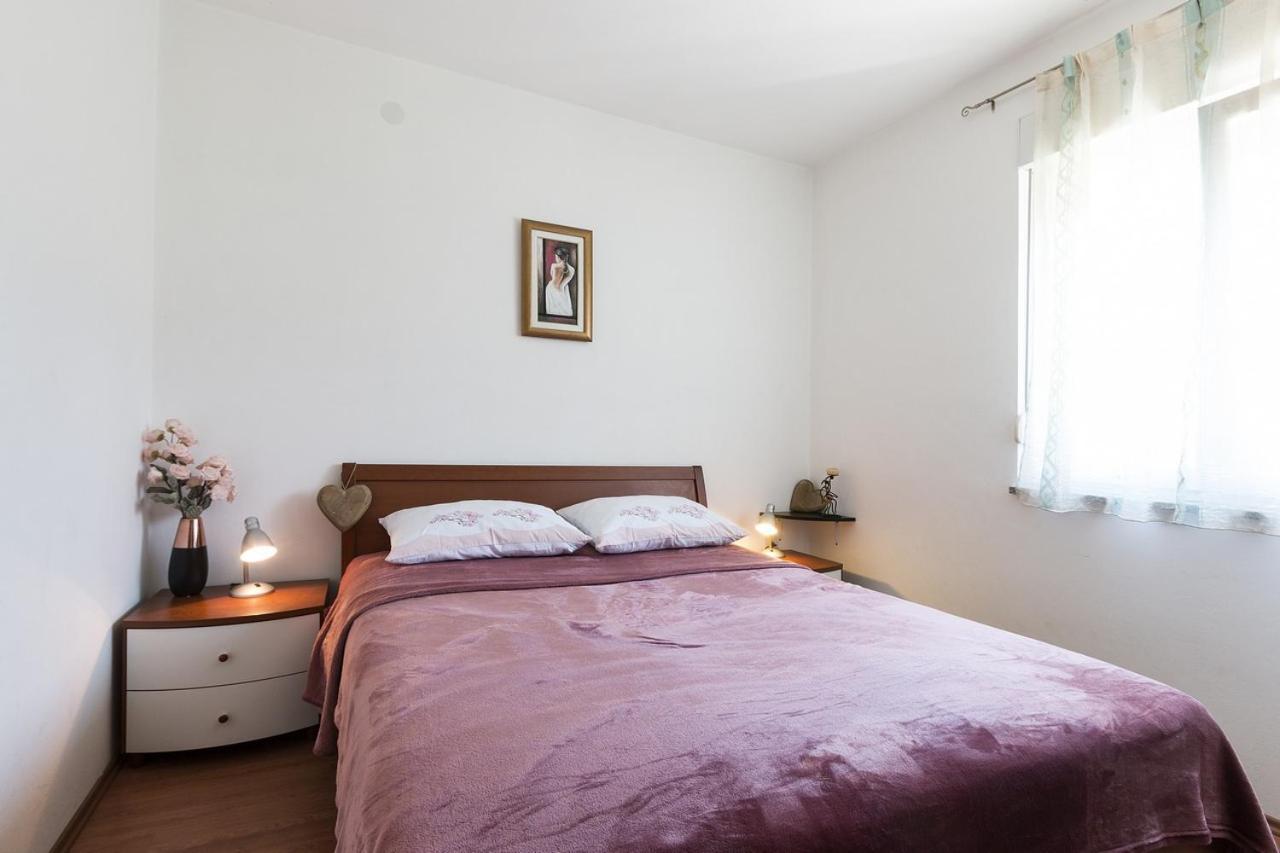 Apartment Carmen Pola Esterno foto