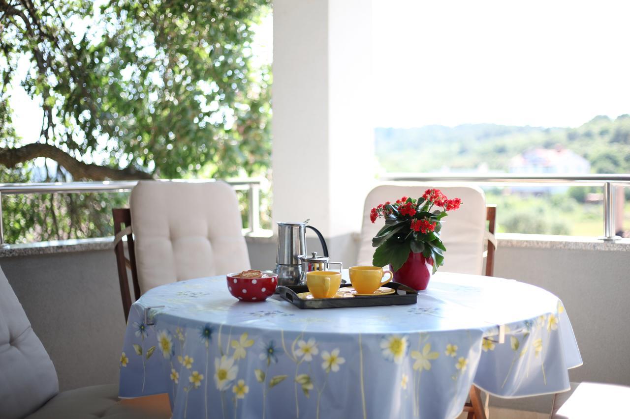 Apartment Carmen Pola Esterno foto